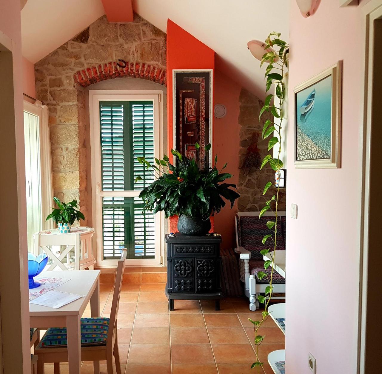 Silvia Apartament